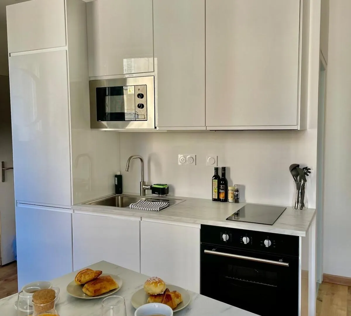 Appartement Moderne Climatise Centre-Ville Avignon 0*,  France