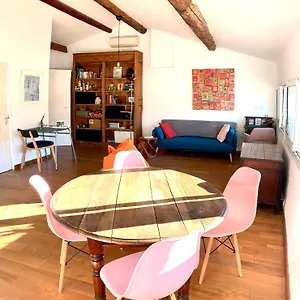 A Spacious, Sunny & Calm Loft In Avignon's Heart Appartement